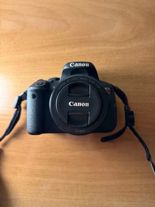 Cámara Canon T5i DSLR + Lente 18-55mm + lente 50mm
