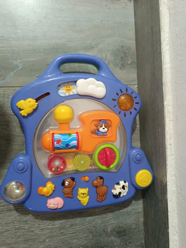 Tabla de actividades con sonidos y animales