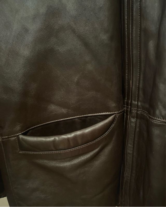 Chaquetón de piel marrón