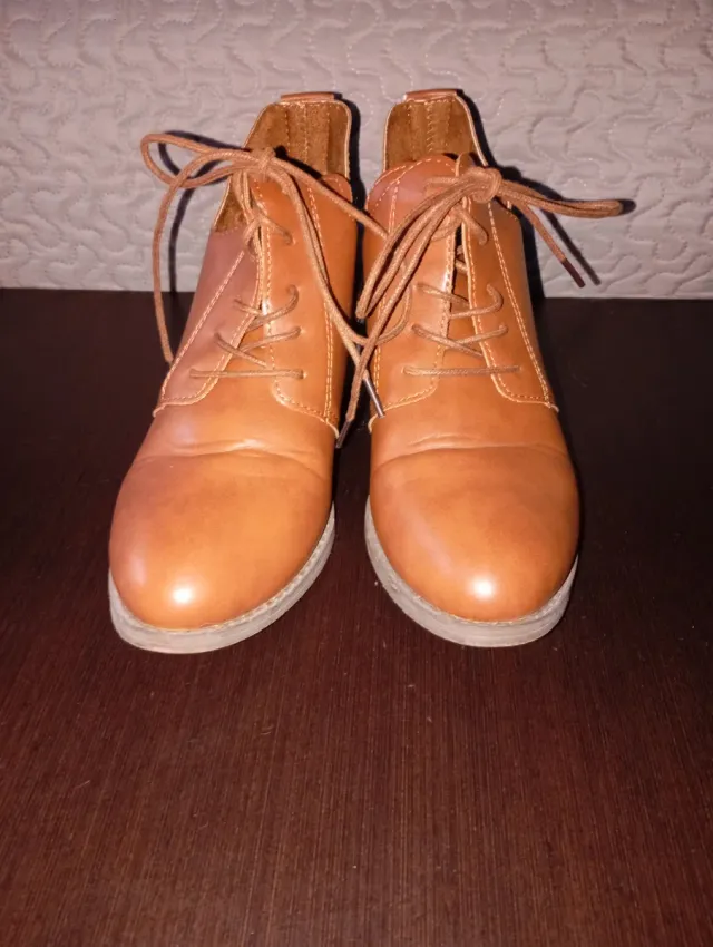 Botines de cordón mujer marrones