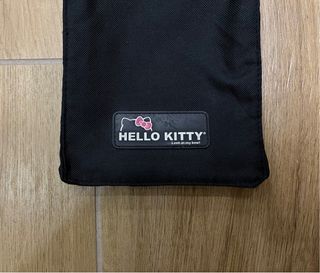 Borsa di Hello Kitty nera a tracolla regolabile