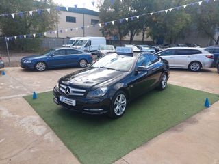 Mercedes-Benz Clase C220 COUPE