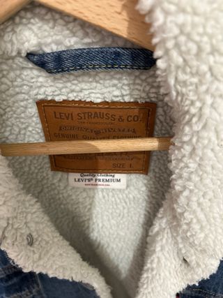 Chaqueta Levi's borrego Talla S