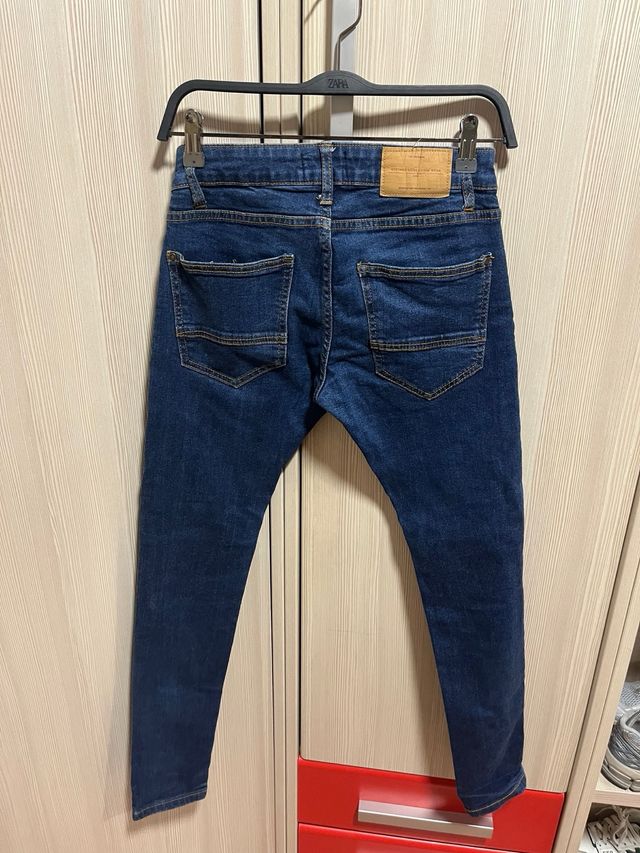 Vaqueros niño Bershka talla 34