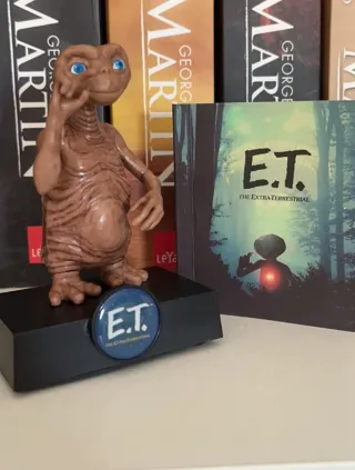 Statua E.T. L'extra-terrestre con effetti sonori