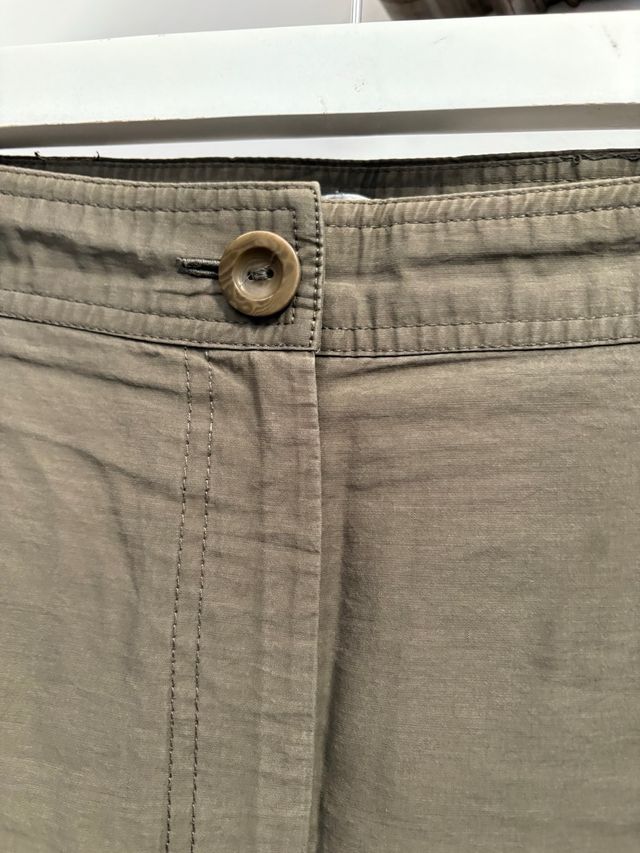 Pantalón técnico Zara caqui