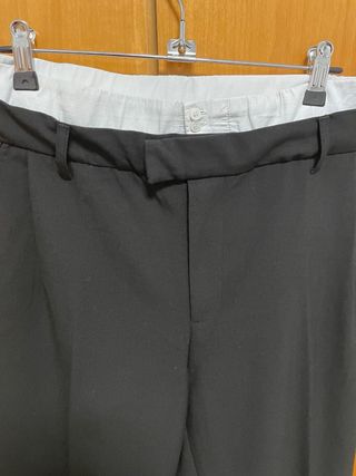 Pantalón de traje negro ancho