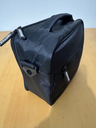 Bolsa térmica + tuppers + cubiertos