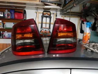 Tulipas Traseras Opel Astra G (Izquierda y Derecha