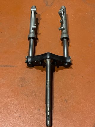 Horquilla Suzuki Burgman 125 (2005)