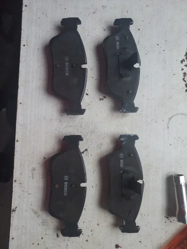 Pastillas de Freno Delanteras Bosch BMW E46.