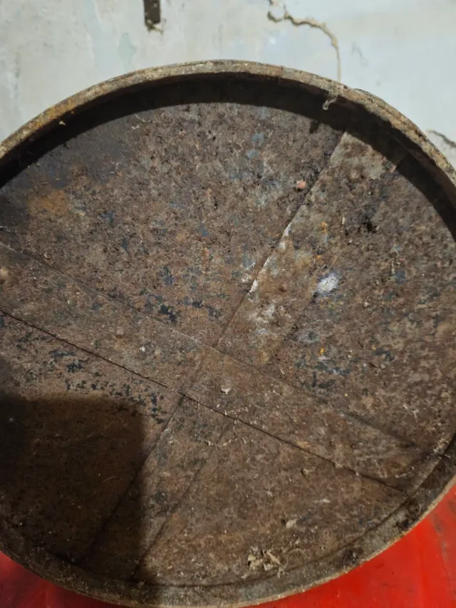 Medidor Doble Decalitro Metal Antiguo, con pesas.