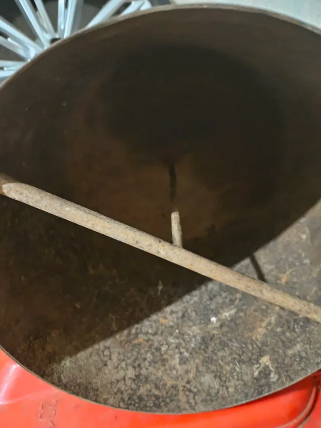 Medidor Doble Decalitro Metal Antiguo, con pesas.