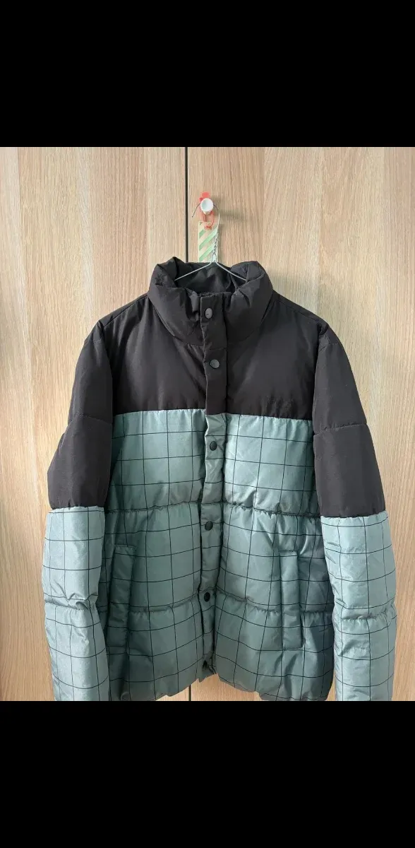 Piumino Fila nero e verde acqua