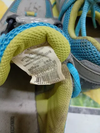 Zapatillas mujer spinning grises y turquesa