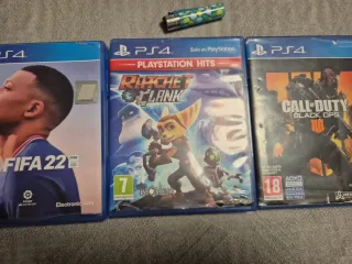 Consola PlayStation 4 Slim Negra