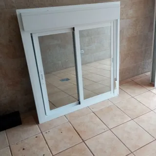 Ventana corredera de aluminio