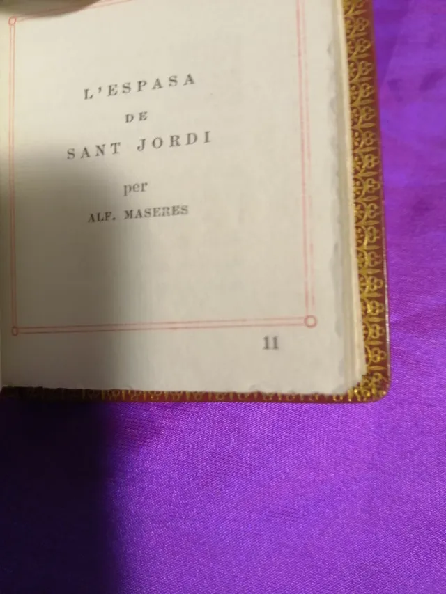 Libro miniatura Sant Jordi 1932.