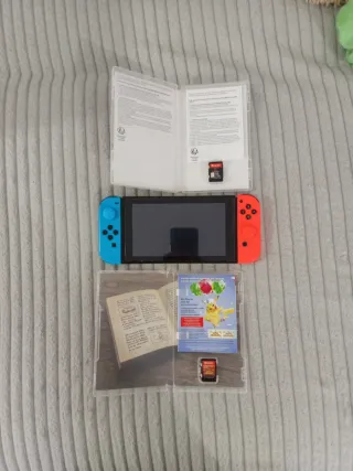 Nintendo Switch Azul/Rojo + Juegos