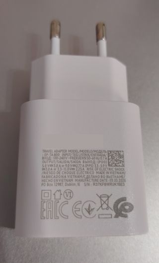 Cargador compartible Samsung 25W PD USB-C + Cable