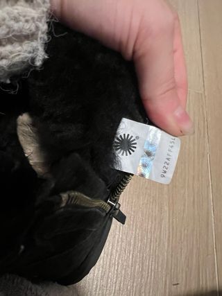 Botas UGG Negras Cremallera