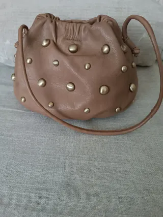 Bolso marron Salvador Bachiller Piel Tachuelas