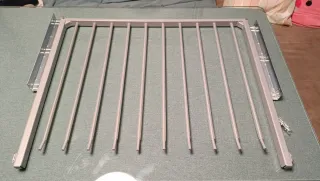 Appendiabiti estraibile in metallo