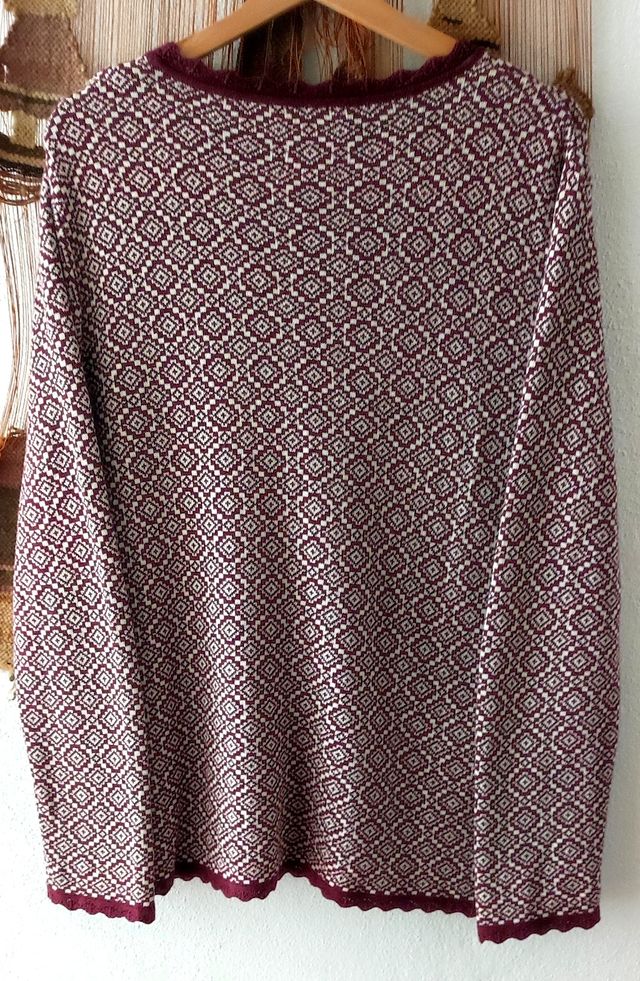 Rebeca/Cardigan Lã novo