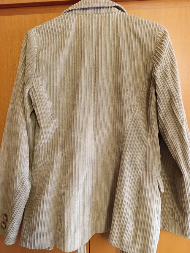 Americana pana Zara mujer camel