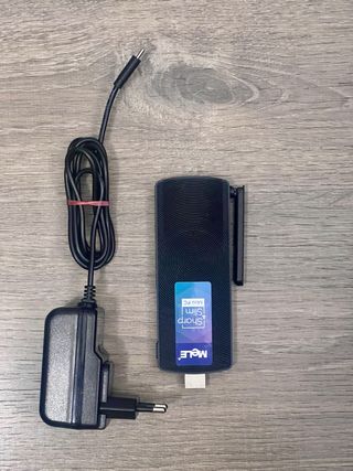 Mini PC Stick Sharp Slim