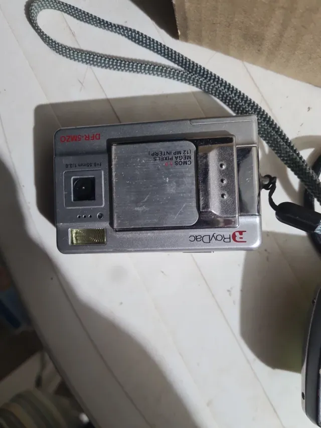 Lote Cámaras Digitales Kodak y Ray dac