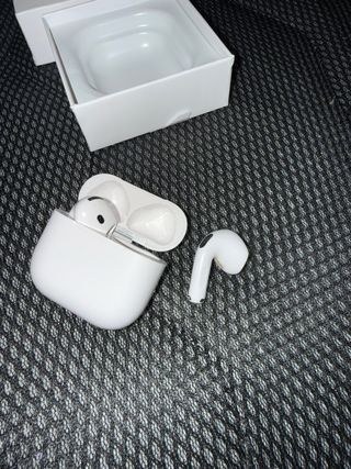 Apple AirPods