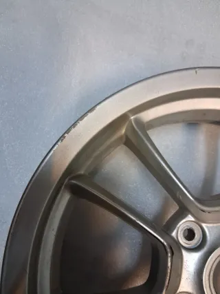 Llanta piaggio primavera