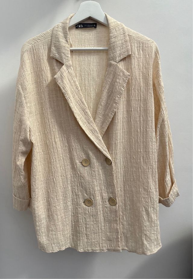 Traje pantalón Zara beige