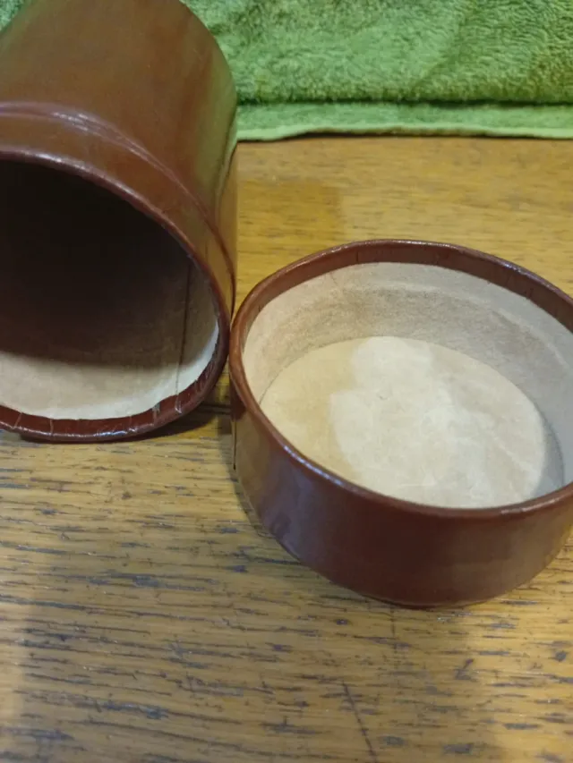 Estuche de puros marrón de piel