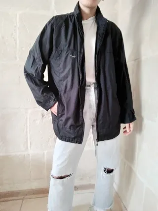 Giacca a vento Nike nera