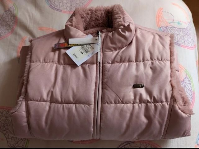 Chaqueta reversible de chica a estrenar