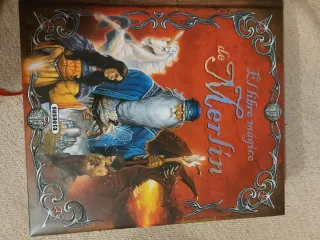 El libro mágico de Merlín (Spanish Edition)