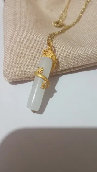 Collar Chapado Oro y Jade Blanco Dragón