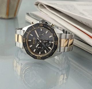 Reloj Hugo Boss Cronógrafo Dorado y Plateado