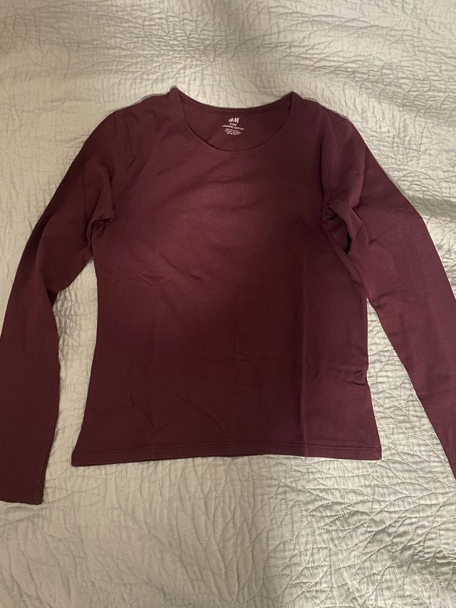 Camiseta H&M manga larga morada Talla EUR 170