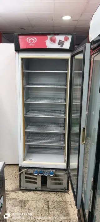 CONGELADOR COMERCIAL PUERTA DE CRISTAL
