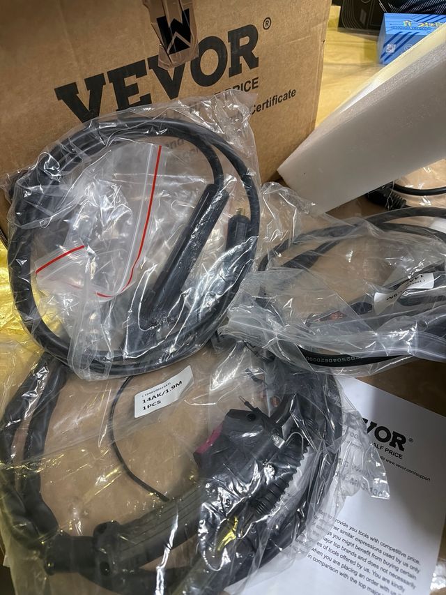 Soldador VEVOR MIG 130A Multiproceso