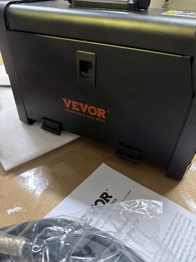 Soldador VEVOR MIG 130A Multiproceso