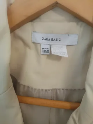 Gabardina corta Zara Beige Talla XL