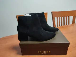 Botines negros tacón