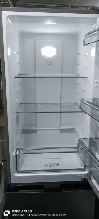 NEVERA COMBI QILIVE FREEZER ENERGÍA A+