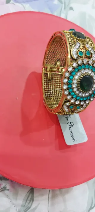 Bracciale donna oro con pietre verdi