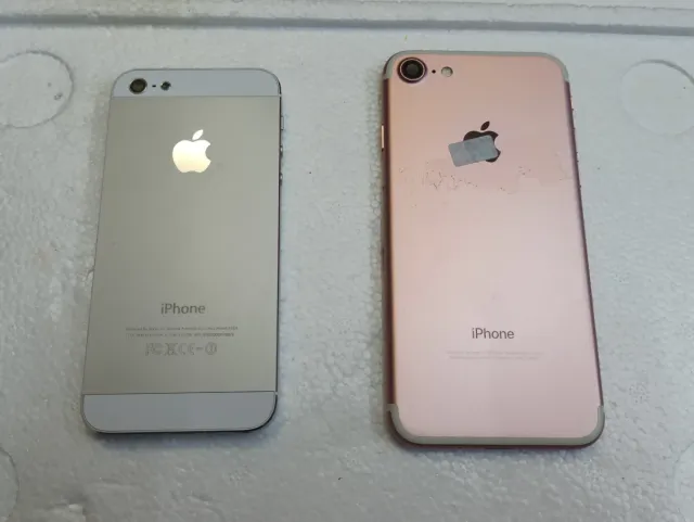 Cover posteriori originali per iPhone