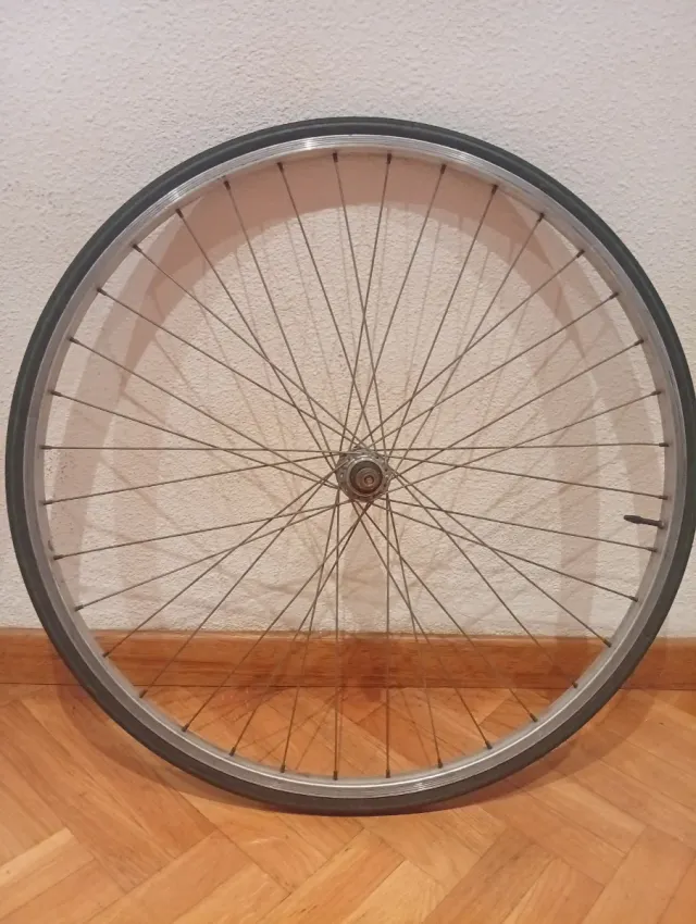 Llanta trasera 700x 22c